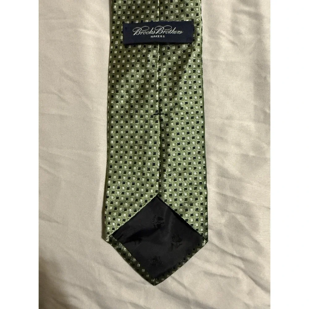 Brooks Brothers Makers Men's Silk Tie Green Made In USA 3.5